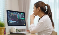 “锂业双雄”一季报出炉 天齐锂业扭亏、赣锋锂业亏损收窄 行业冷暖几何？